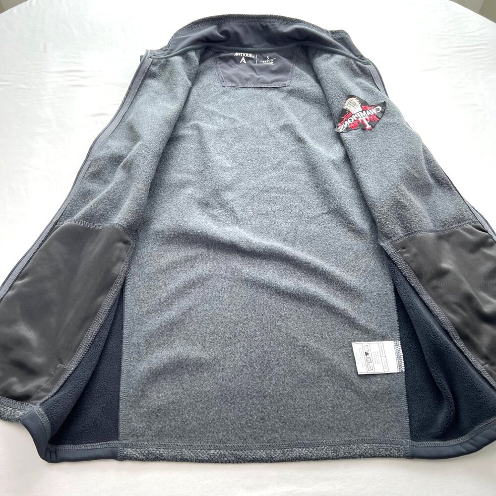 Texas Rangers 2023 World Series Champions Antigua Mens S Gray Fleece Vest Logo - Picture 5 of 10